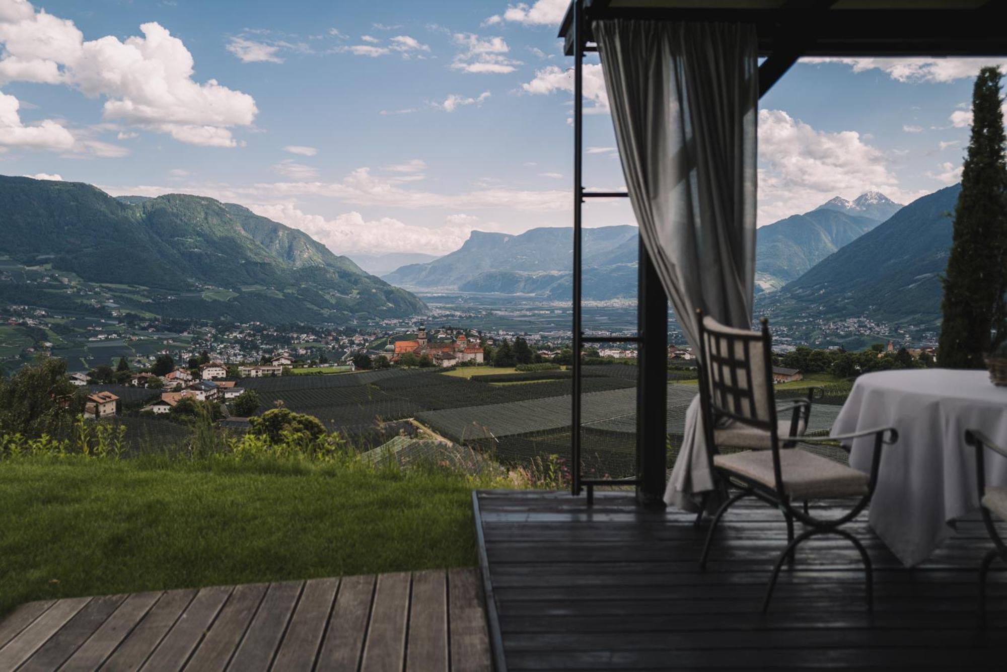 Hotel Kueglerhof Tirolo Bagian luar foto